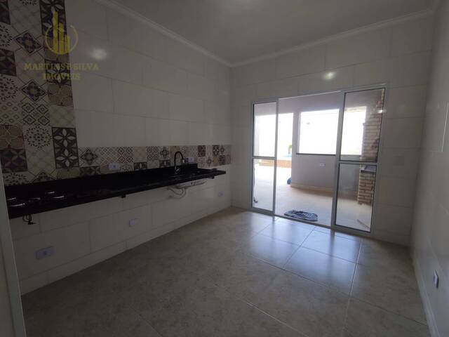 Casa com Piscina para Venda em Itanhaém - 5