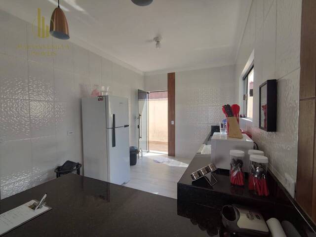 Casa com Piscina para Venda em Itanhaém - 2