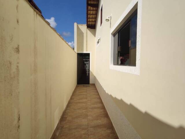 Casa com Piscina para Venda em Itanhaém - 5