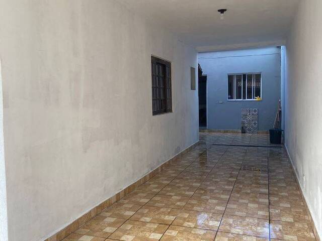 #C056 - Casa com Piscina para Venda em Itanhaém - SP