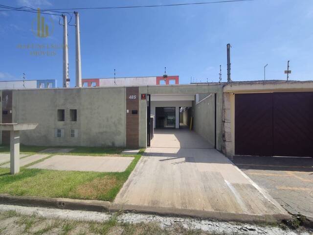 Casa com Piscina para Venda em Itanhaém - 3