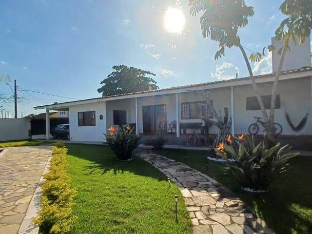 #C019 - Casa com Piscina para Venda em Itanhaém - SP