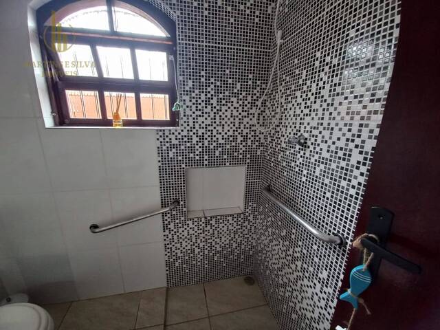 Casa com Piscina para Venda em Itanhaém - 5