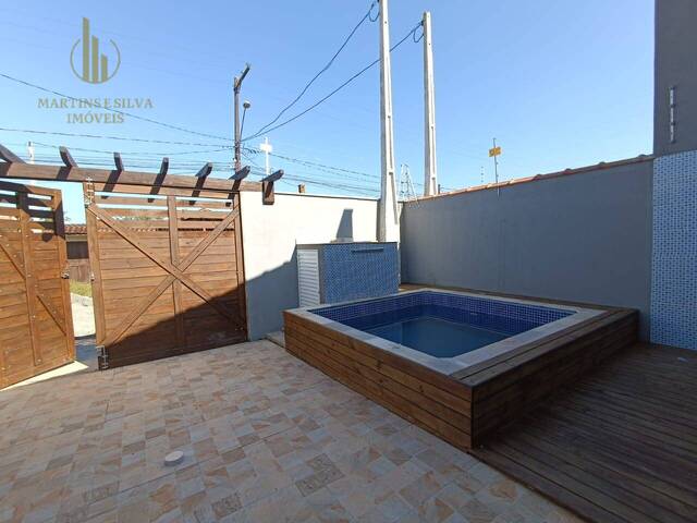 Casa com Piscina para Venda em Itanhaém - 2