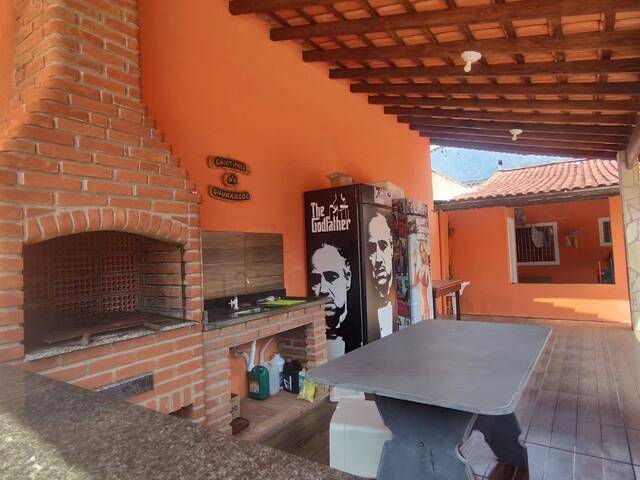 Casa com Piscina para Venda em Itanhaém - 3