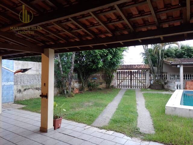 Casa com Piscina para Venda em Itanhaém - 4