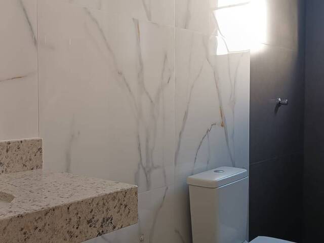 Casa com Piscina para Venda em Itanhaém - 4