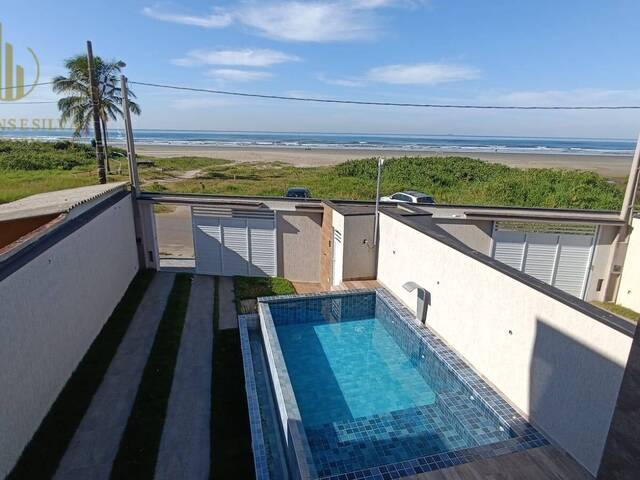 Casa com Piscina para Venda em Itanhaém - 2