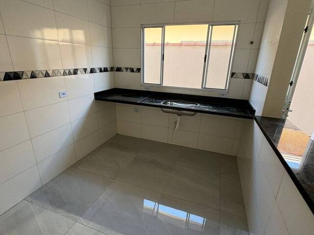 Casa com Piscina para Venda em Itanhaém - 5