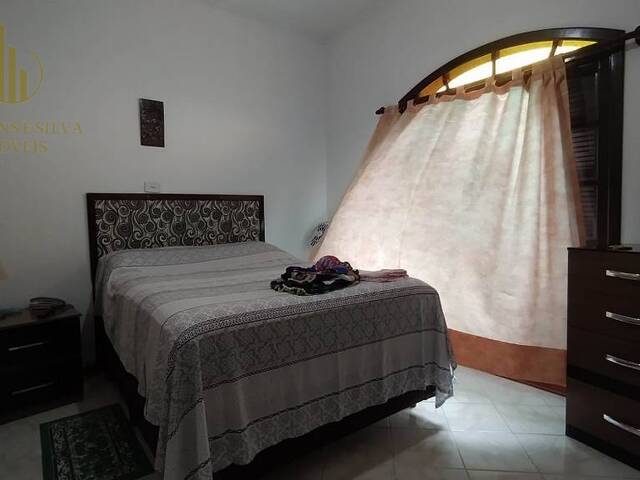 Sobrado para Venda em Itanhaém - 5