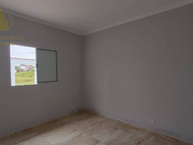Casa com Piscina para Venda em Itanhaém - 5