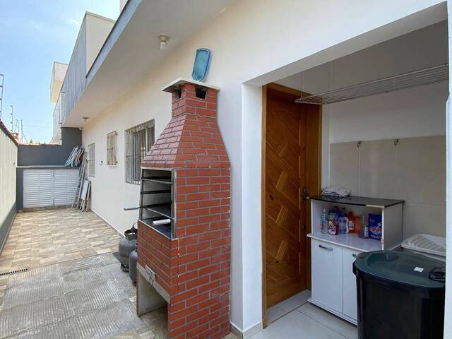 Casa com Piscina para Venda em Itanhaém - 3
