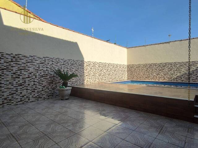 #C118 - Casa com Piscina para Venda em Itanhaém - SP