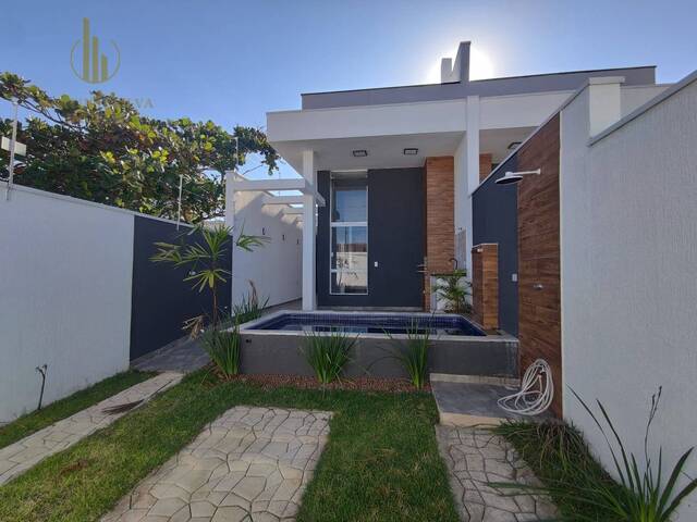 #C119 - Casa com Piscina para Venda em Itanhaém - SP