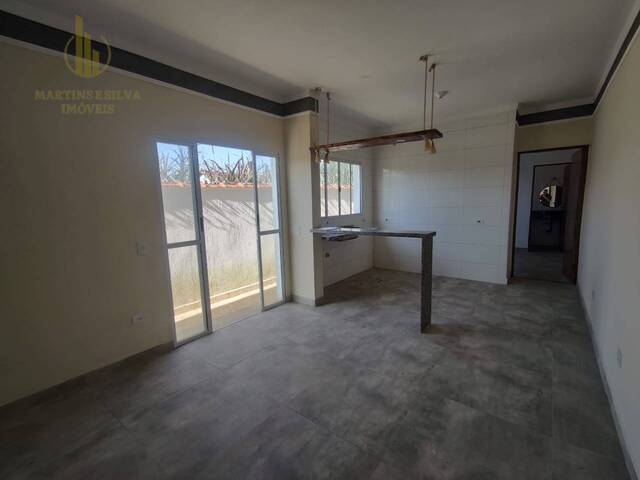 Casa com Piscina para Venda em Itanhaém - 3