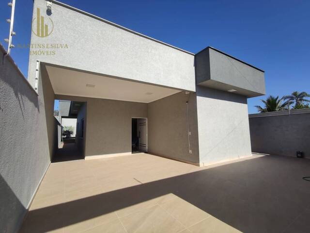 #C131 - Casa com Piscina para Venda em Itanhaém - SP