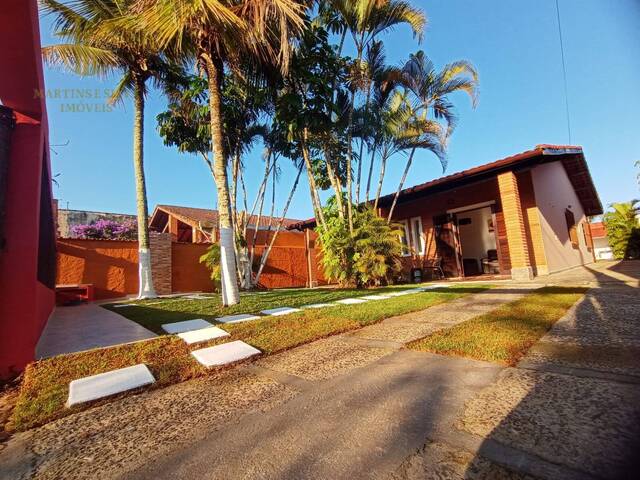 Casa com Piscina para Venda em Itanhaém - 4