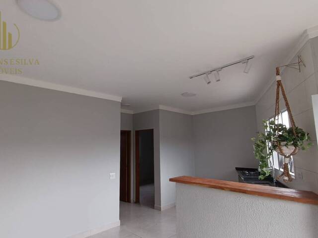Casa com Piscina para Venda em Itanhaém - 3