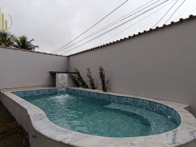 Casa com Piscina para Venda em Itanhaém - 2
