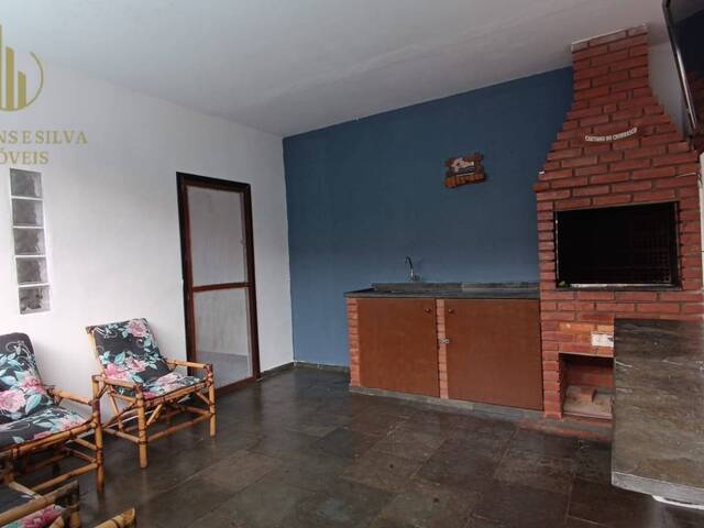 Casa com Piscina para Venda em Itanhaém - 4