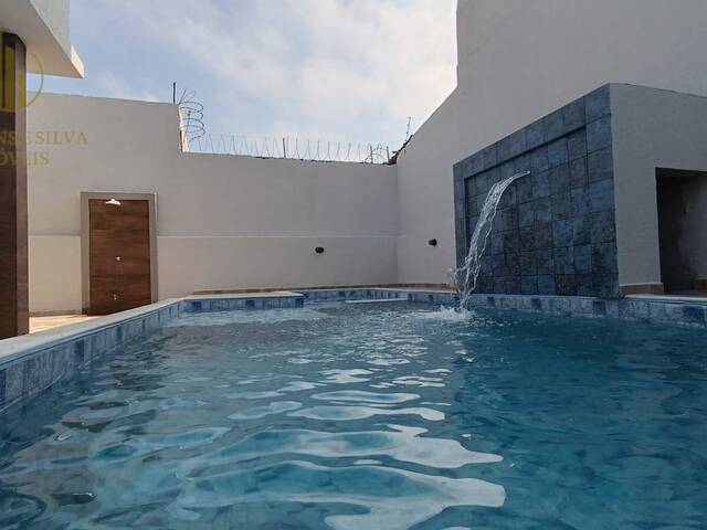 #C141 - Casa com Piscina para Venda em Itanhaém - SP