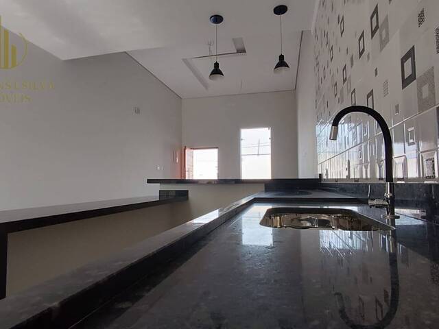 Casa com Piscina para Venda em Itanhaém - 4