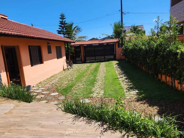 #C149 - Casa com Piscina para Venda em Itanhaém - SP