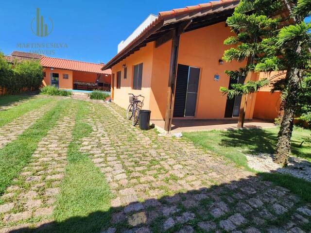 #C149 - Casa com Piscina para Venda em Itanhaém - SP