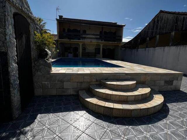 Casa com Piscina para Venda em Itanhaém - 2