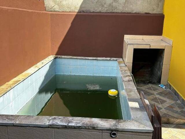 #C153 - Casa com Piscina para Venda em Itanhaém - SP