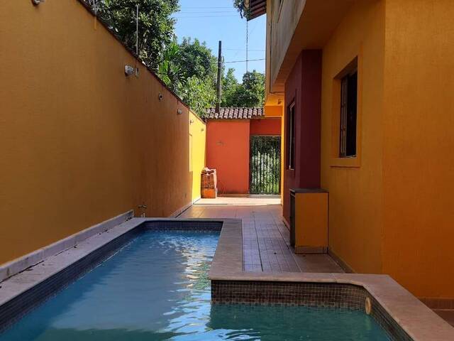 #C059 - Casa com Piscina para Venda em Itanhaém - SP