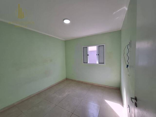 Casa com Piscina para Venda em Itanhaém - 4