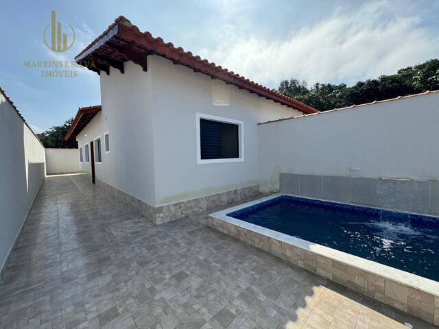 Casa com Piscina para Venda em Itanhaém - 2