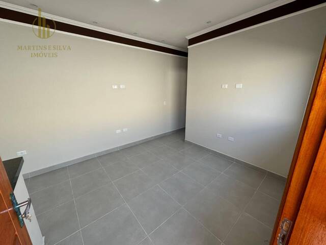 Casa com Piscina para Venda em Itanhaém - 4