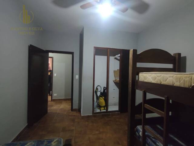 Casa com Piscina para Venda em Itanhaém - 5