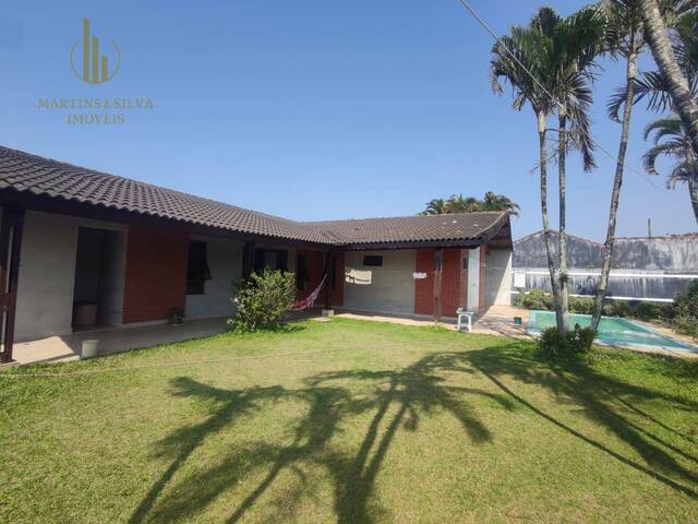 #C185 - Casa com Piscina para Venda em Itanhaém - SP - 1
