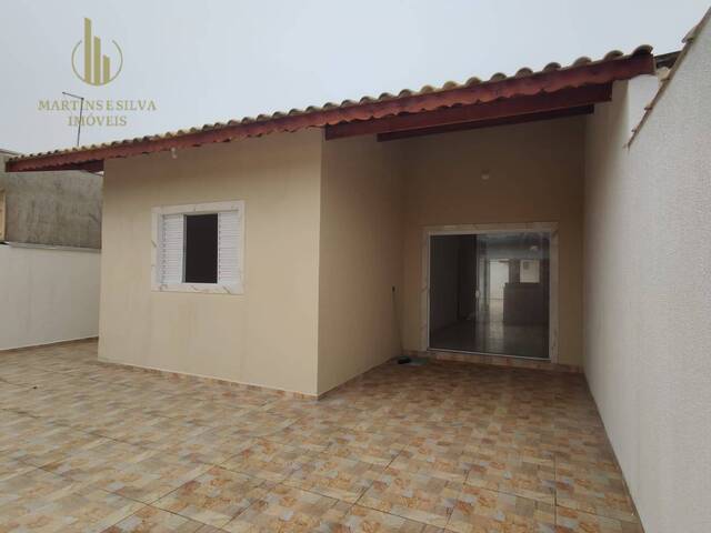 #C190 - Casa com Piscina para Venda em Itanhaém - SP