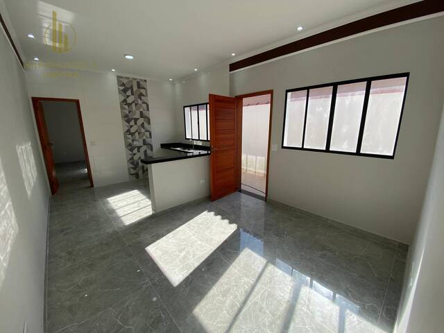 Casa com Piscina para Venda em Itanhaém - 4