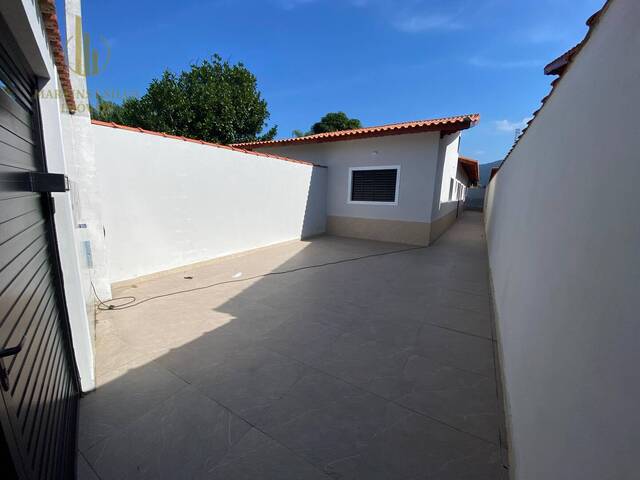 Casa com Piscina para Venda em Itanhaém - 5