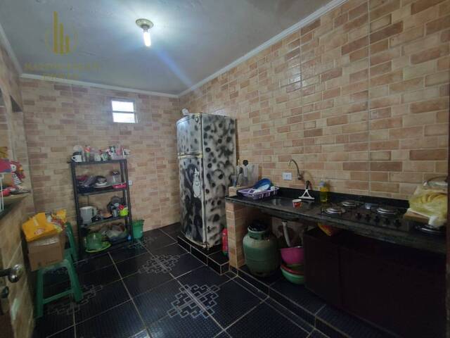 #C227 - Casa com Piscina para Venda em Itanhaém - SP