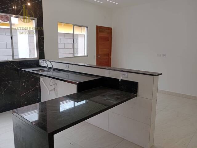 Casa com Piscina para Venda em Itanhaém - 5