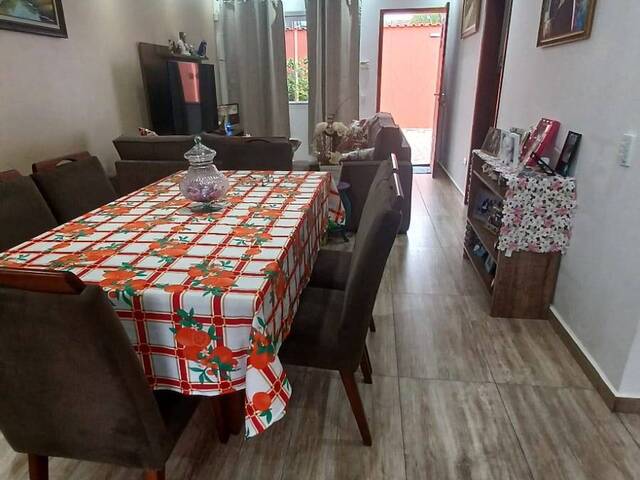 Casa com Piscina para Venda em Itanhaém - 4