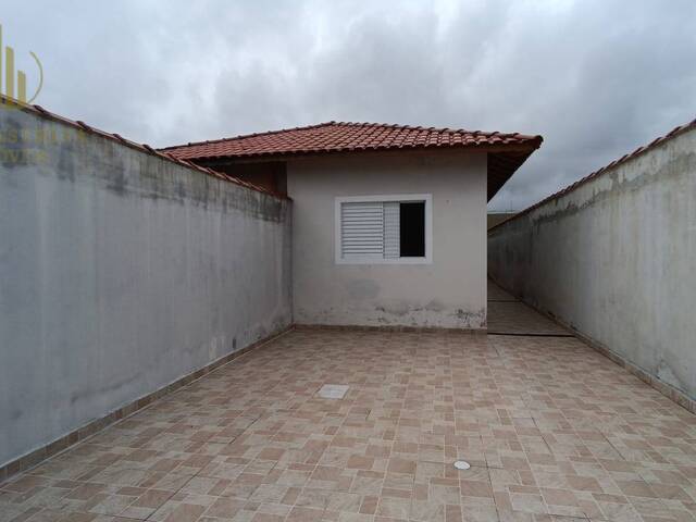 Venda em Jardim Guacira - Itanhaém