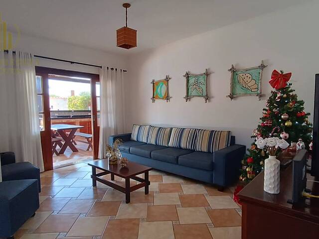 Casa com Piscina para Venda em Itanhaém - 4