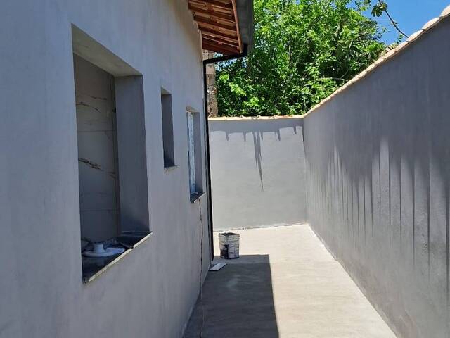 Casa com Piscina para Venda em Itanhaém - 4