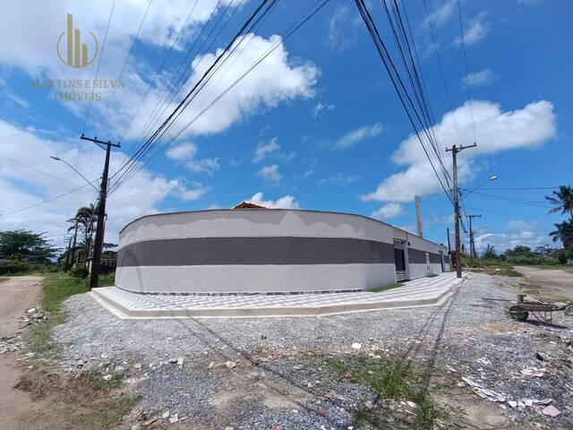 Casa com Piscina para Venda em Itanhaém - 4