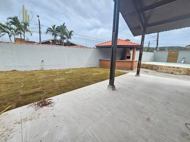 #C273 - Casa com Piscina para Venda em Itanhaém - SP - 3