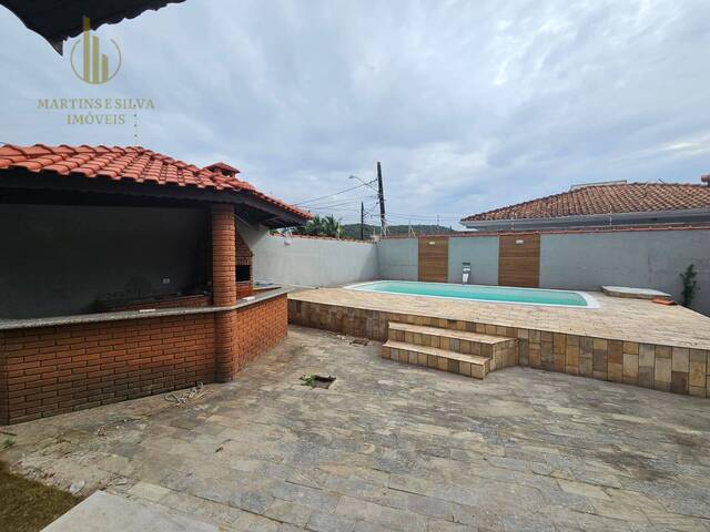 Casa com Piscina para Venda em Itanhaém - 5