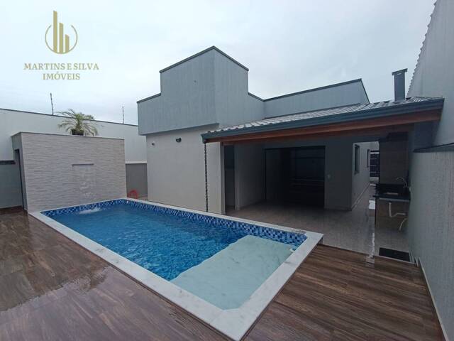 #C272 - Casa com Piscina para Venda em Itanhaém - SP - 1
