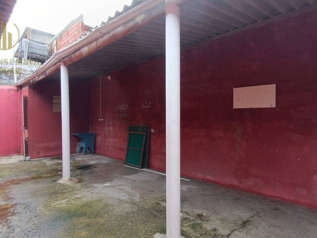 Casa com Piscina para Venda em Itanhaém - 5